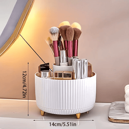 Organisateur bureau blanc sur espace de travail épuré
 - Arts du rangement