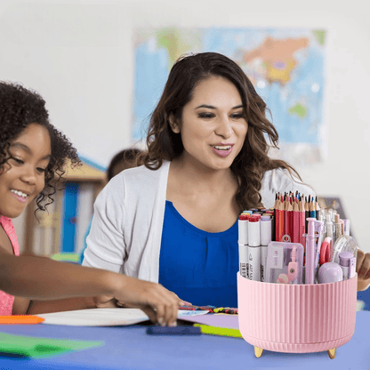 Détail des compartiments organisateur bureau rose
 - Arts du rangement